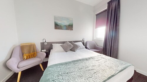 Doctor Syntax Hotel, Australia | Tasmania Accommodation Deals
