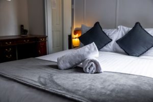 Tullah Lakeside Lodge Tasmania Australia