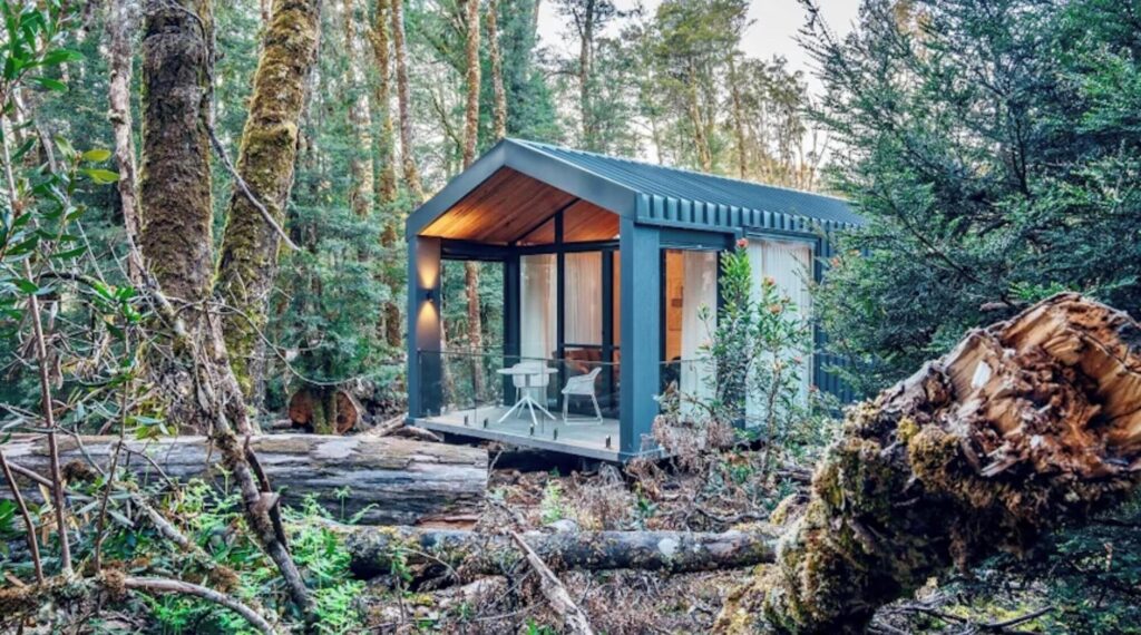 Spectacular Views – 4 Bedroom House Tasmania Australia