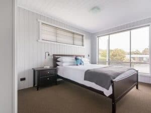 Bridport Holiday Beach House – 6 Bedroom 2 Bathroom Ocean Views! Tasmania Australia