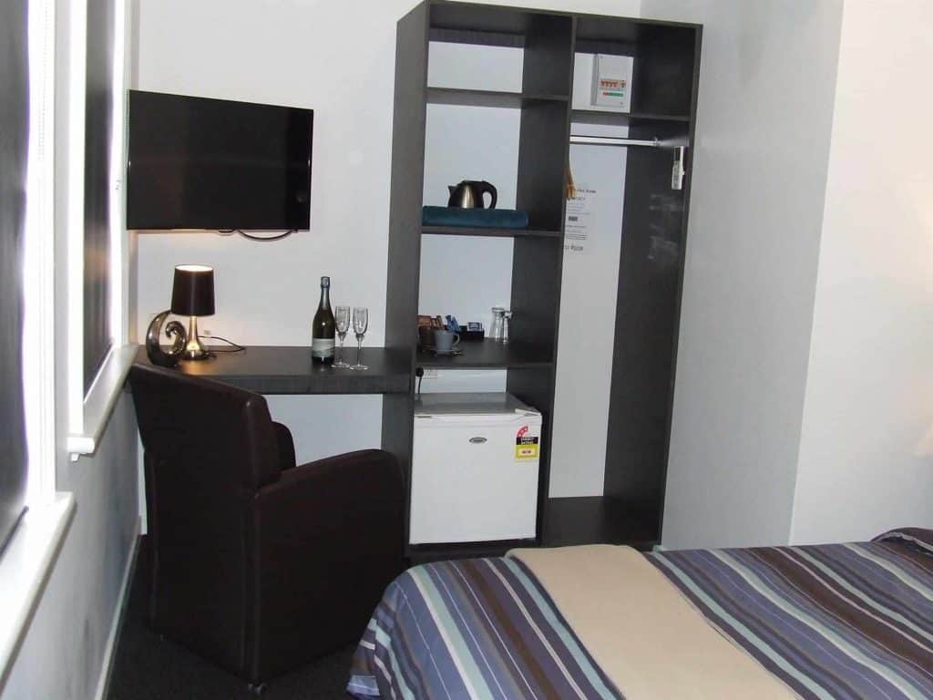 Doctor Syntax Hotel, Australia | Tasmania Accommodation Deals