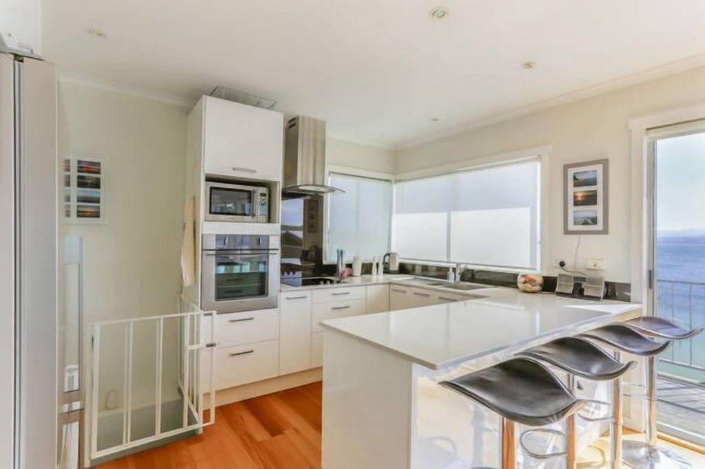 Beachbreak Opossum Bay Tasmania Deals