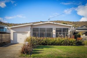 Tranquil Tranmere- City Views- 3 Bedroom Tasmania Australia